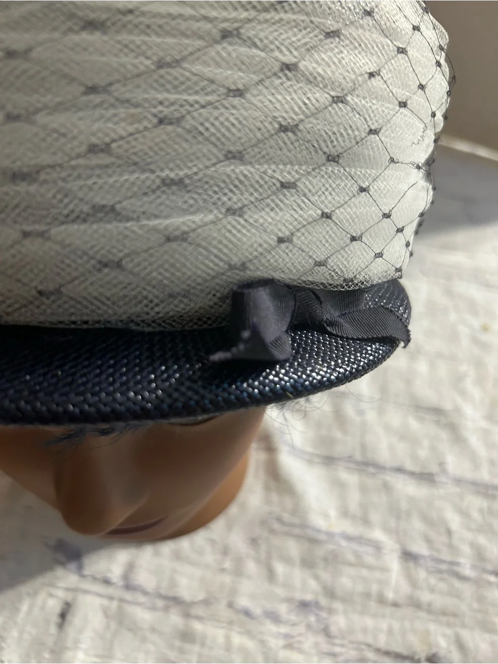 VTG STYLE PILL BOX BLACK WITH CREAM MESH NET HAT - Picture 3 of 11